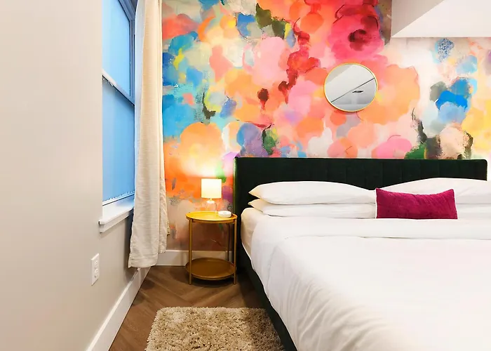 Holiday home Hostwise - 2 King Beds, Free Street Parking, North Side Gem Pittsburgh